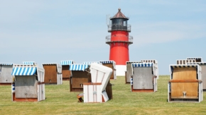 Buesum Nordsee Strandkorb symbol Foto istock Axel Bueckert